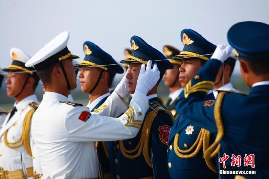 三軍儀仗隊(duì)圖片素材黑色背景的魅力與重要性，三軍儀仗隊(duì)圖片素材，黑色背景的魅力與重要性解析