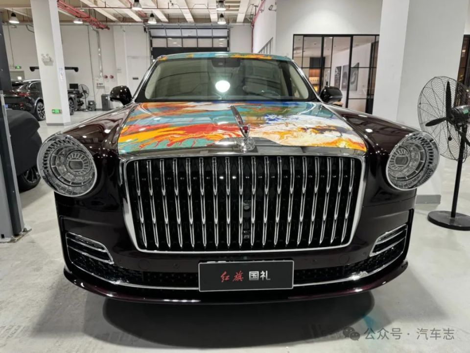 紅旗120萬車，豪華與科技的完美結合，紅旗豪華轎車，豪華與科技的無縫融合，價值百萬之選