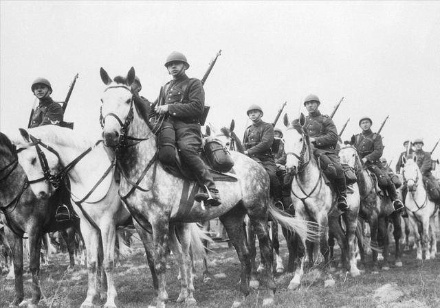 波蘭第1集團軍，歷史、現(xiàn)狀及其SEO重要性，波蘭第1集團軍的歷史、現(xiàn)狀與SEO營銷重要性解析