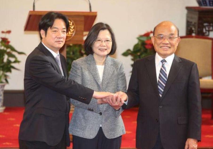 今晚海峽兩岸的回看，文化交流與共同發(fā)展的時代篇章，海峽兩岸文化交流之夜，共譜時代篇章的回顧與展望