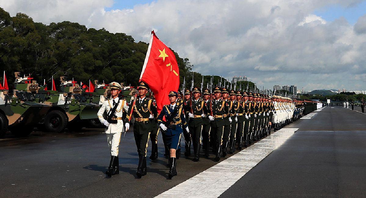 香港閱兵是什么時候？——一場盛大的軍事盛典的回顧，香港閱兵盛典回顧，時間與榮耀的交匯點