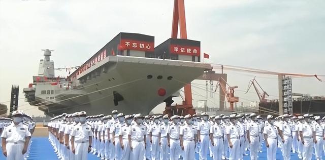 我國海軍新里程碑，第三艘航母下水儀式隆重舉行，我國海軍新里程碑，第三艘航母下水儀式盛大舉行