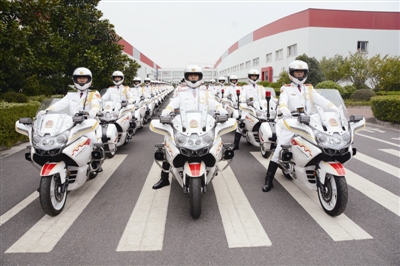 國(guó)賓護(hù)衛(wèi)隊(duì)摩托車視頻，速度與榮耀的完美結(jié)合，國(guó)賓護(hù)衛(wèi)隊(duì)摩托車，速度與榮耀的極致展現(xiàn)