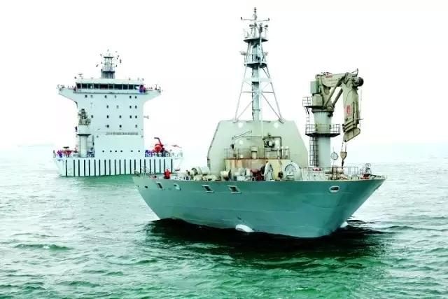 半潛式軍艦，未來(lái)海軍力量的探索與優(yōu)勢(shì)分析，半潛式軍艦，未來(lái)海軍力量的探索及優(yōu)勢(shì)解析