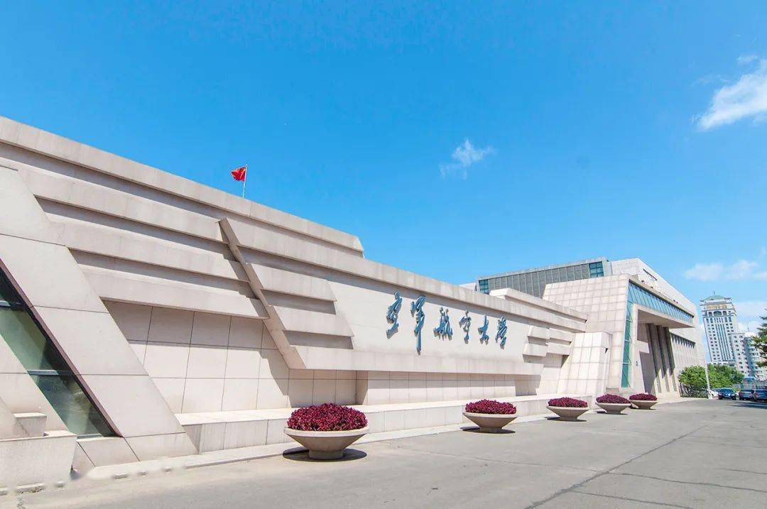 空軍航空大學(xué)學(xué)生是否擁有軍籍？解讀與探討，空軍航空大學(xué)學(xué)生軍籍解讀與探討