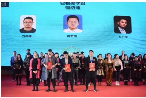 劉振龍，一位引領(lǐng)時代的杰出人物，劉振龍，時代引領(lǐng)者的杰出風(fēng)采