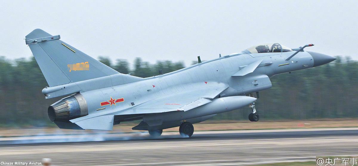 殲-10C與F-22，誰更勝一籌？比較與探討，殲-10C與F-22性能對比，誰更勝一籌？