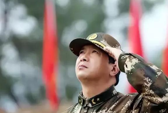 揭秘丁曉兵現(xiàn)在在哪里？探尋他的足跡與成就，揭秘丁曉兵現(xiàn)所在地及足跡成就探尋