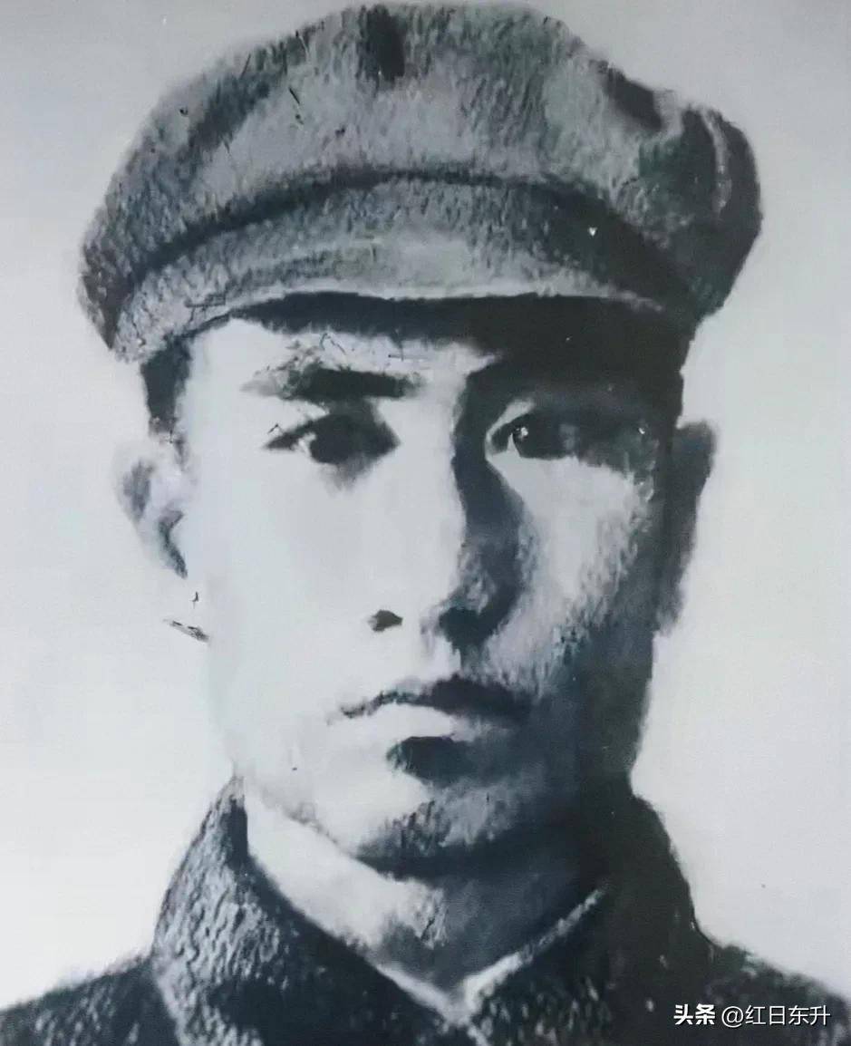 抗美援朝中的英雄群像，揭秘12位戰(zhàn)斗英雄名單及其英勇事跡，抗美援朝英雄群像揭秘，12位戰(zhàn)斗英雄的英勇事跡與名單全解析