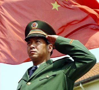 丁曉兵的事跡的簡(jiǎn)介，丁曉兵事跡簡(jiǎn)介，英勇事跡彰顯軍人本色
