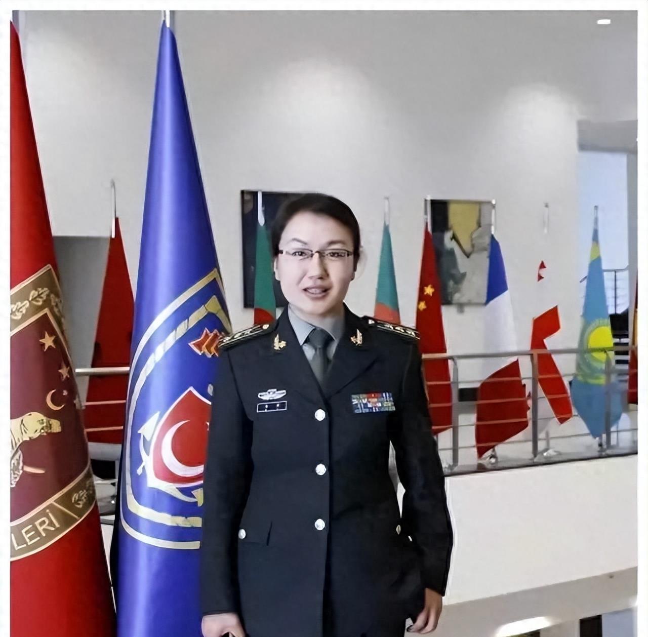 揭秘軍事頻道主持人李莉的老家，探尋背后的故事，揭秘軍事頻道主持人李莉的老家背景與背后故事