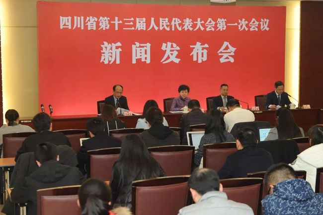 現(xiàn)在重大新聞最新消息，全球時(shí)事動(dòng)態(tài)與社會(huì)熱點(diǎn)解析，全球重大新聞與社會(huì)熱點(diǎn)解析報(bào)告，最新時(shí)事動(dòng)態(tài)解析