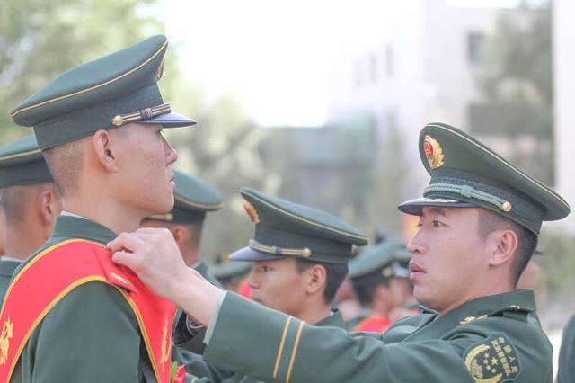 武警兵服裝圖片大全，歷史、種類與特色，武警兵服裝圖片大全，歷史、種類與特色詳解