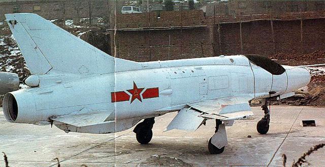 殲-12戰(zhàn)斗機(jī)研發(fā)始末，殲-12戰(zhàn)斗機(jī)研發(fā)歷程揭秘