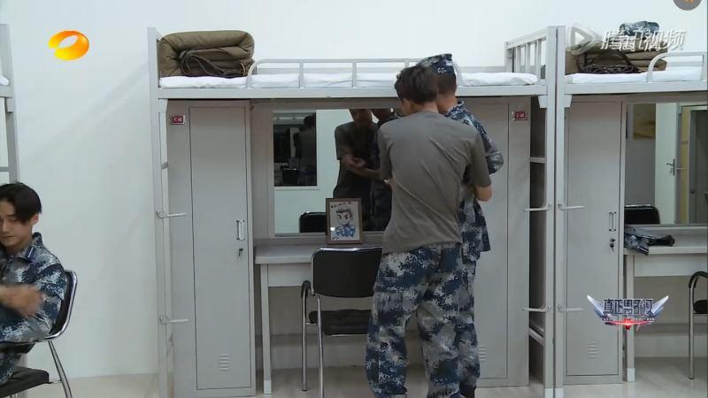 真正男子漢教官劉金沂，鐵血柔情鑄就軍魂傳奇，鐵血教官劉金沂，柔情軍魂鑄就傳奇之路